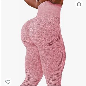 Seamless light pink gym leggings